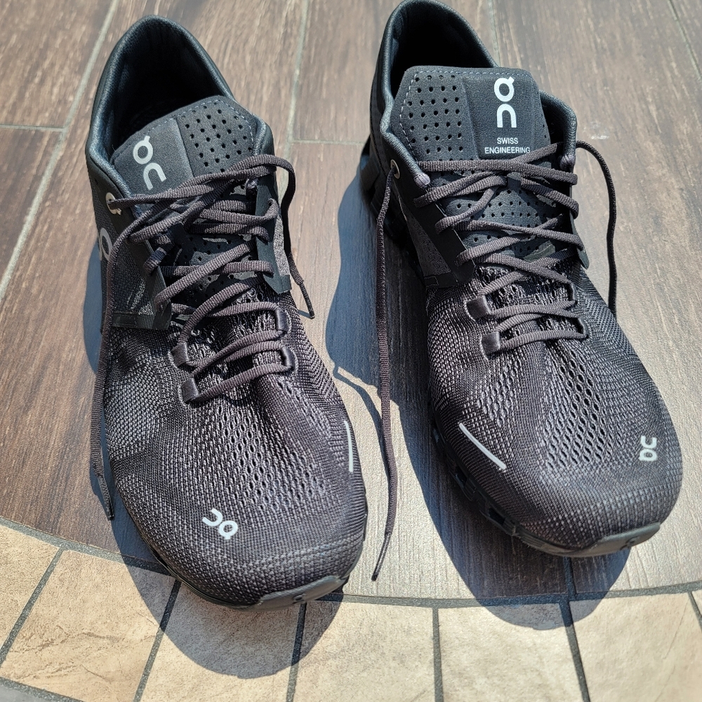 On Cloud X Men's Sz. 12